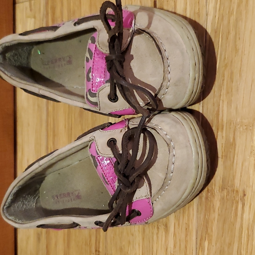 Pink leopard print sperrys - Picture 2 of 4